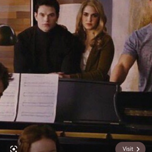 Twilight Rosalie Hale Marc jacobs Volturi Vision outfit - Picture 2 of 13